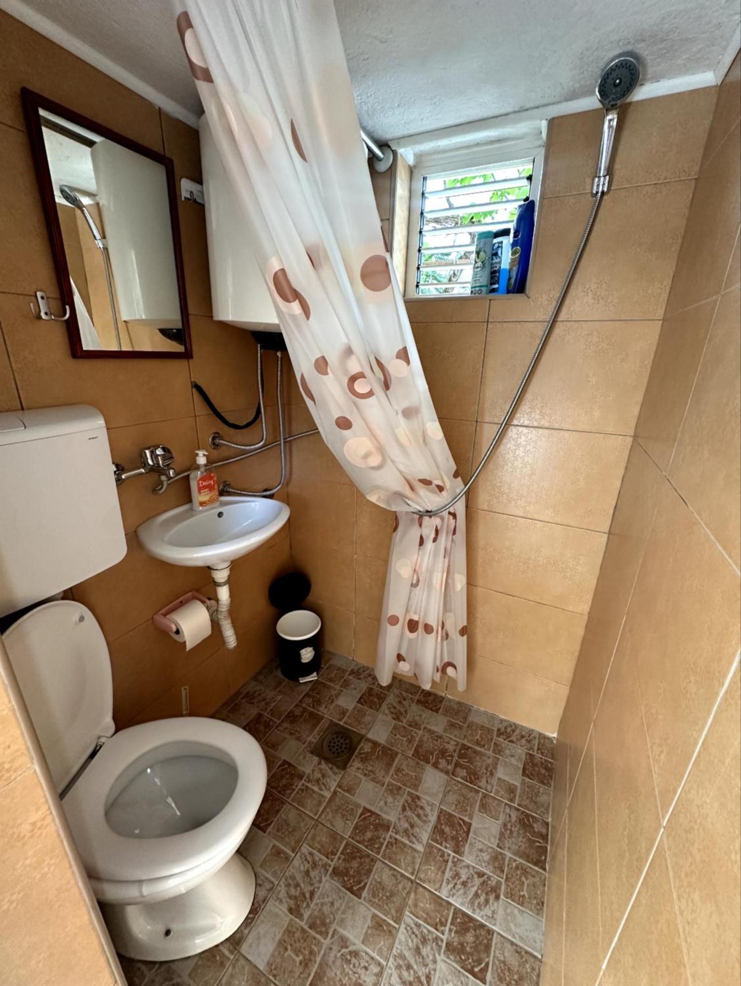 Ninic Family Apartments Tivat Bagian luar foto